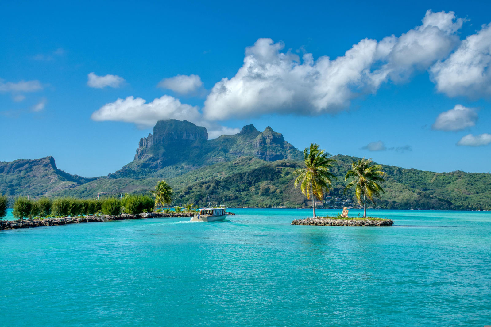 Voyage Polynésie Magique - île et lagon turquoise